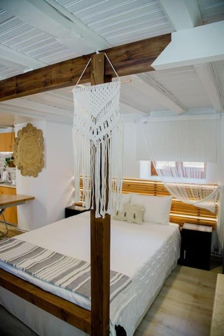 Yard- Family Retreat Apartment Corinth Luaran gambar